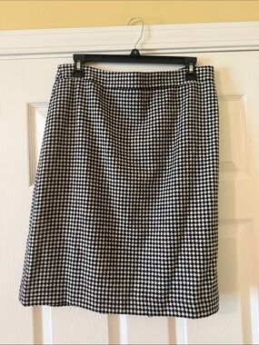 Talbots Black and White Houndstooth A-Line Skirt